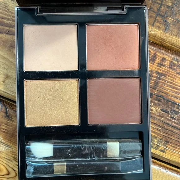 Tom Ford eyeshadow quad Desert Fox - Picture 2 of 3